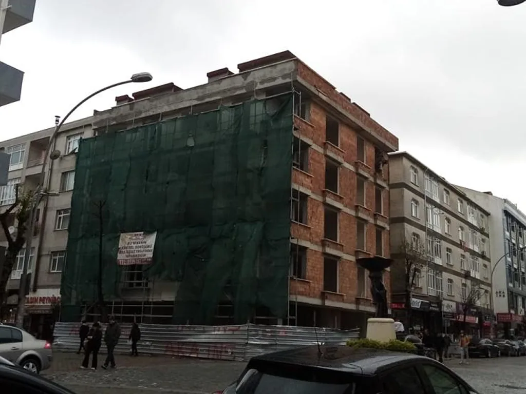 İstiklal Cd. Apt. — görsel 3